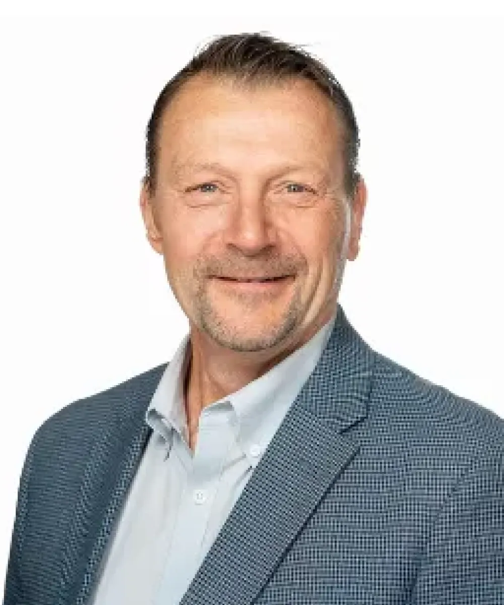 Thomas Koehn headshot